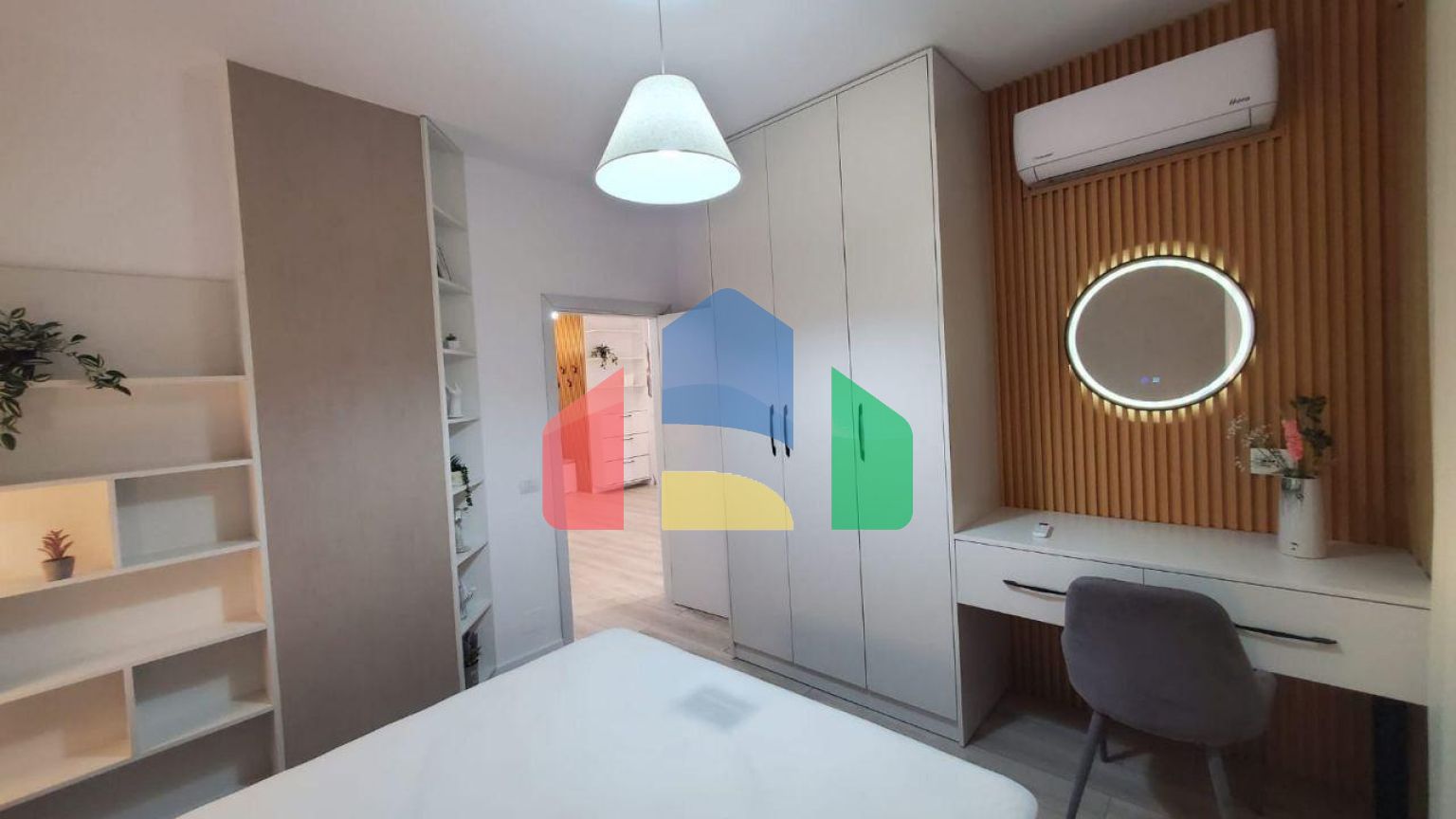 1+1 с ремонтом, р-н Пляж, 55 м.кв