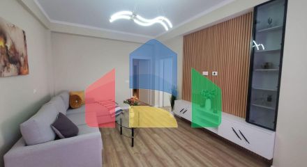 1+1 с балконом, район Пляж возле Spar, 56 м.кв