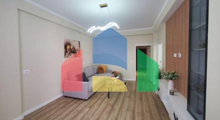 1+1 с балконом, район Пляж возле Spar, 56 м.кв