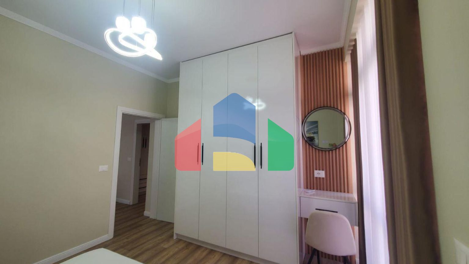 1+1 с балконом, район Пляж возле Spar, 56 м.кв