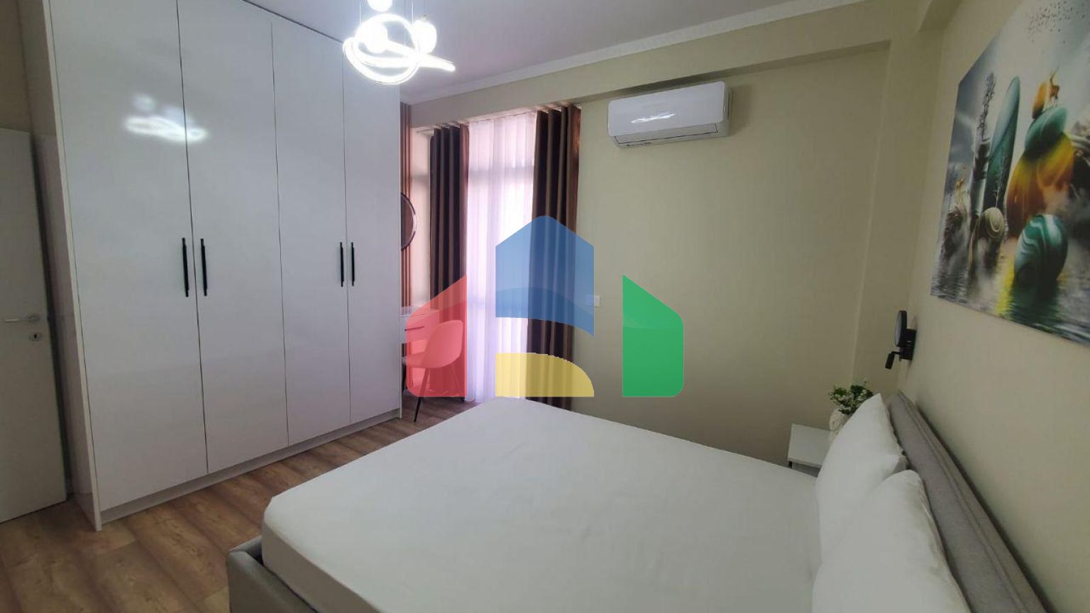 1+1 с балконом, район Пляж возле Spar, 56 м.кв