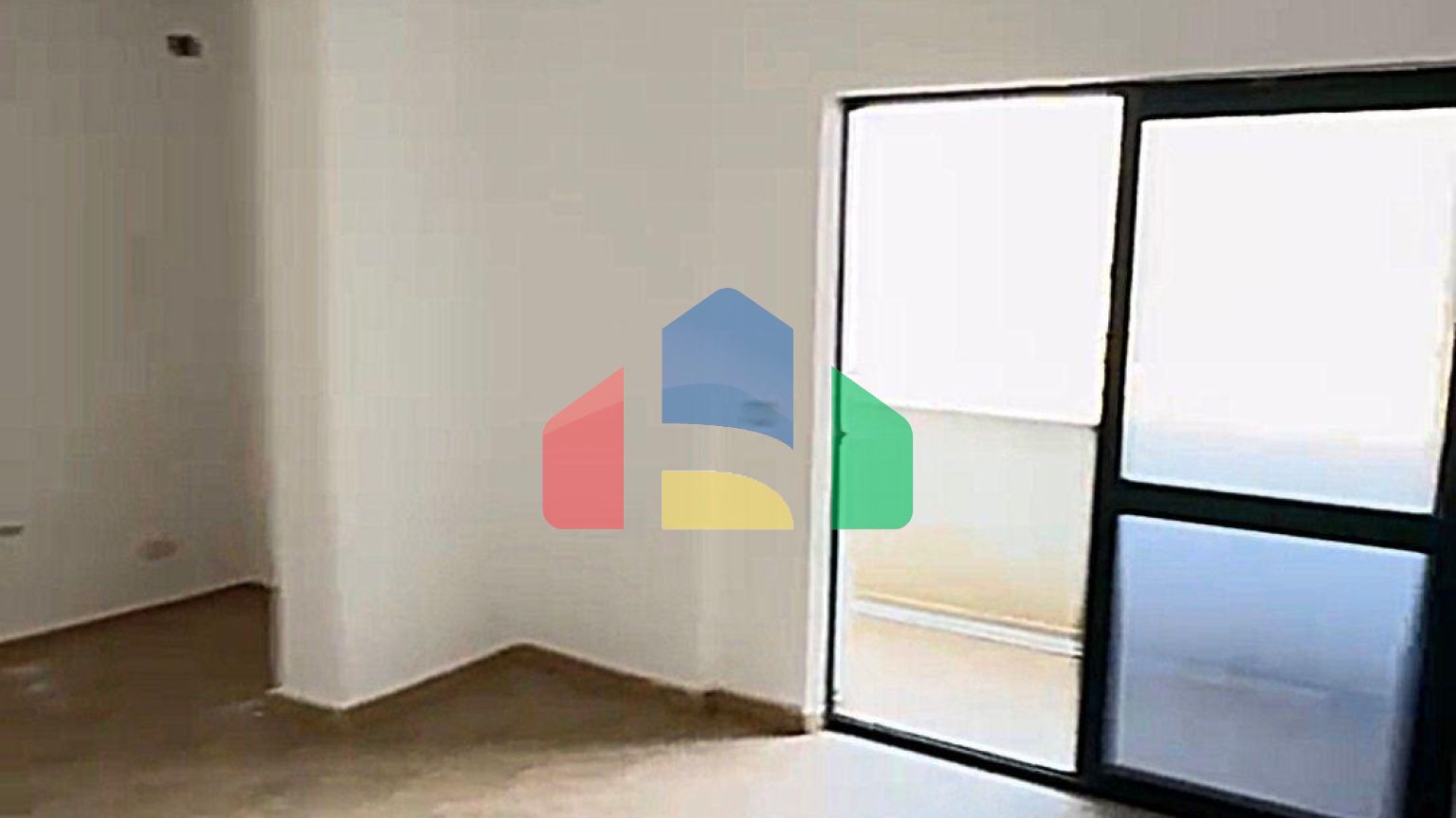 2+1 с балконом, р-н Пляж возле школы, 95 м.кв