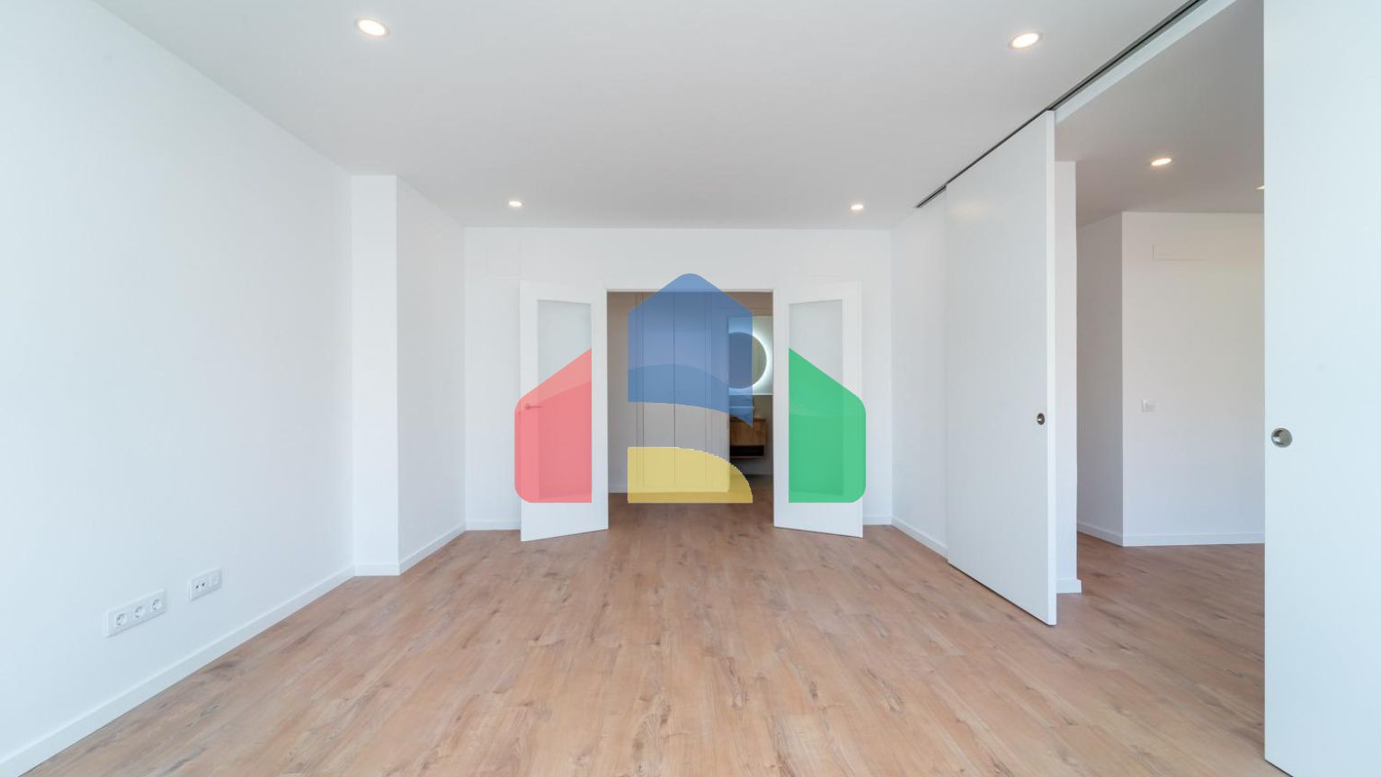 ПРОДАЖА КВАРТИРЫ В МАДРИДЕ НЕДАЛЕКО ОТ University City