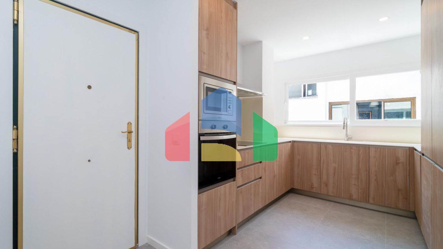 ПРОДАЖА КВАРТИРЫ В МАДРИДЕ НЕДАЛЕКО ОТ University City