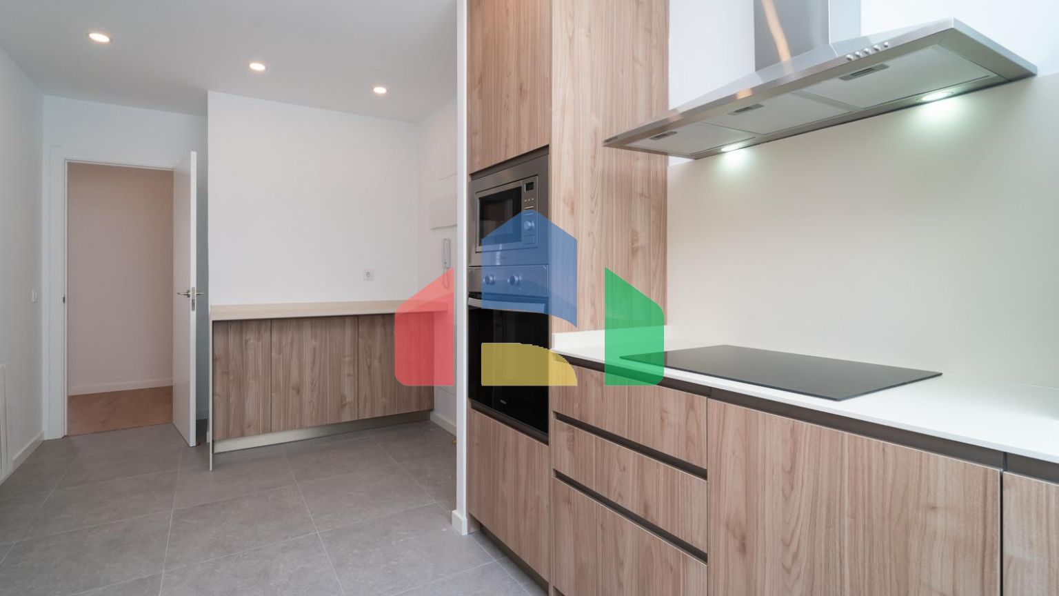 ПРОДАЖА КВАРТИРЫ В МАДРИДЕ НЕДАЛЕКО ОТ University City