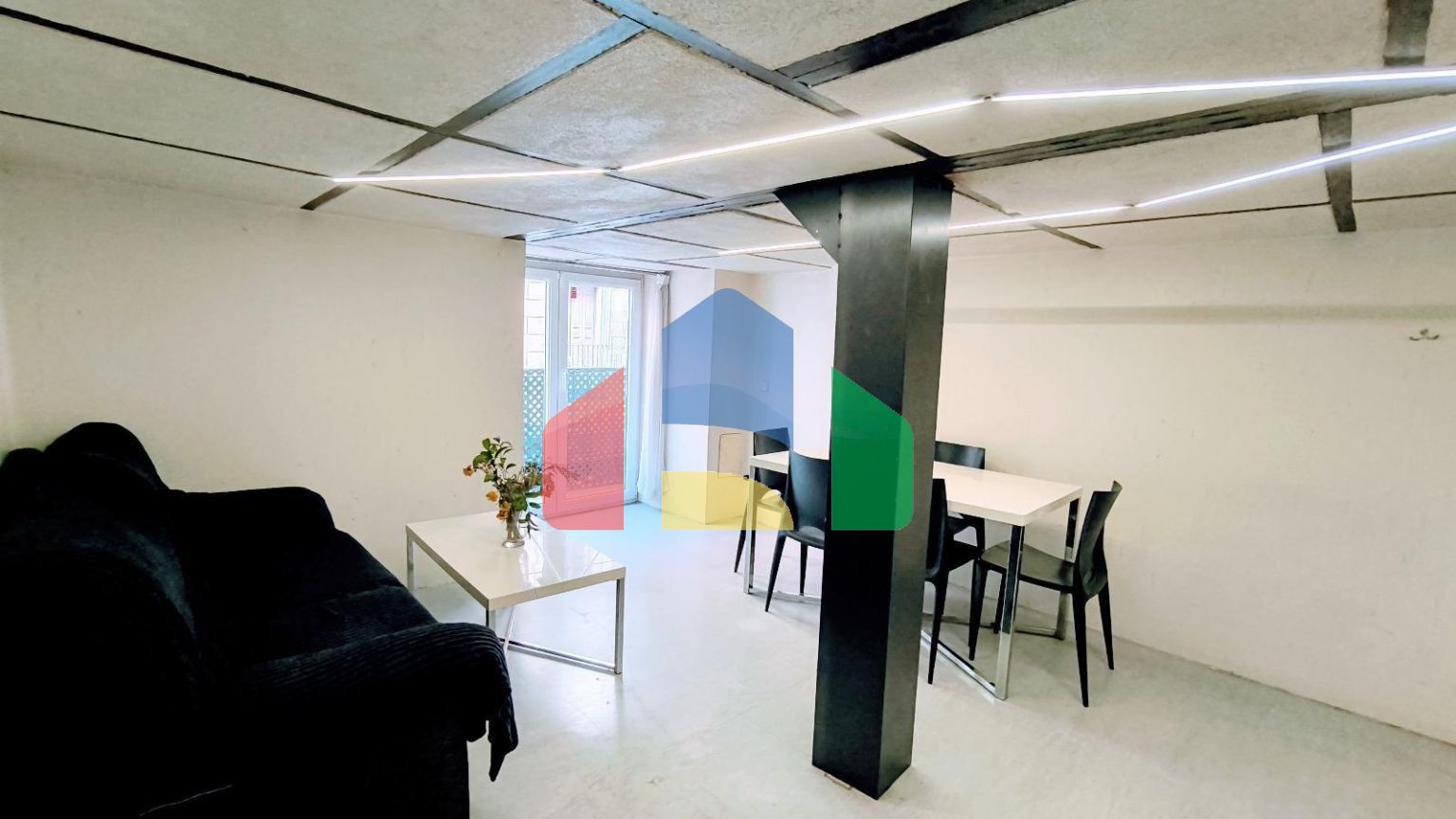 УНИКАЛЬНАЯ ВОЗМОЖНОСТЬ ДЛЯ ИНВЕСТИЦИЙ: 8 КВАРТИР В РАЙОНЕ ЧУЭКА-ХУСТИСИЯ