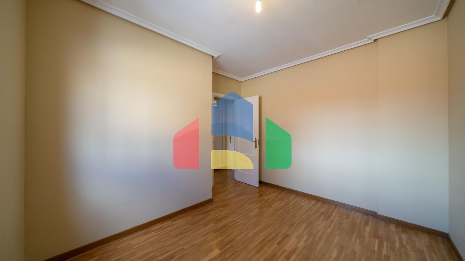 ВПЕЧАТЛЯЮЩИЙ ПЕНТХАУС В РАЙОНЕ PUERTA DEL ÁNGEL, МАДРИД