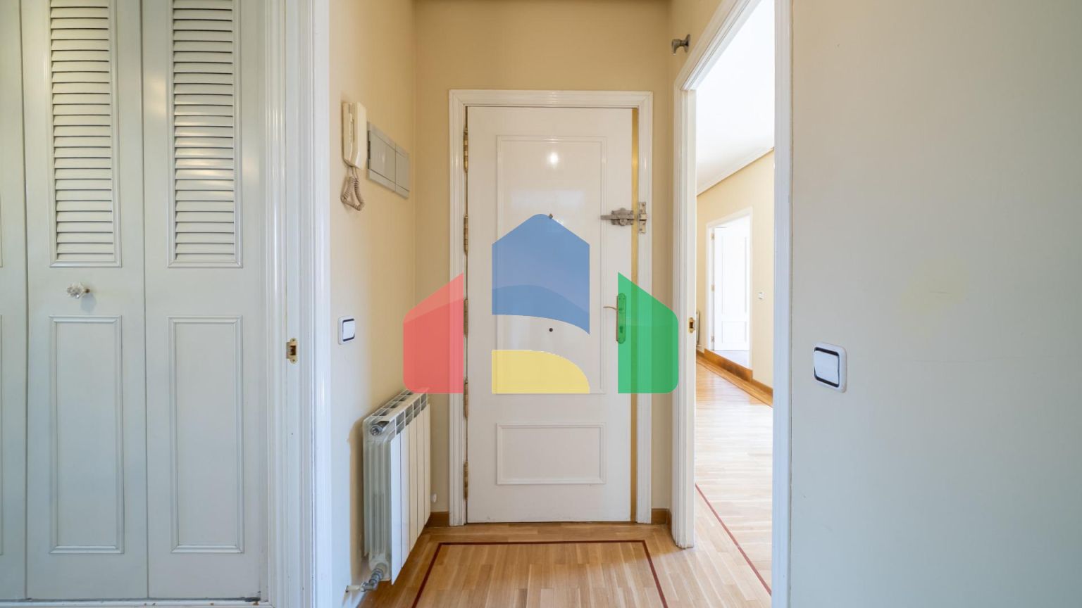 ВПЕЧАТЛЯЮЩИЙ ПЕНТХАУС В РАЙОНЕ PUERTA DEL ÁNGEL, МАДРИД