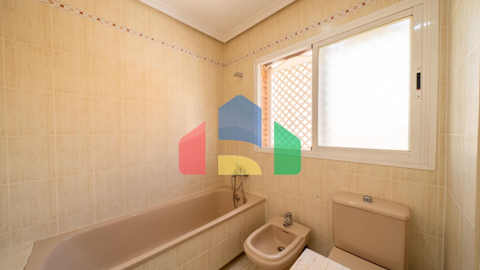 ВПЕЧАТЛЯЮЩИЙ ПЕНТХАУС В РАЙОНЕ PUERTA DEL ÁNGEL, МАДРИД