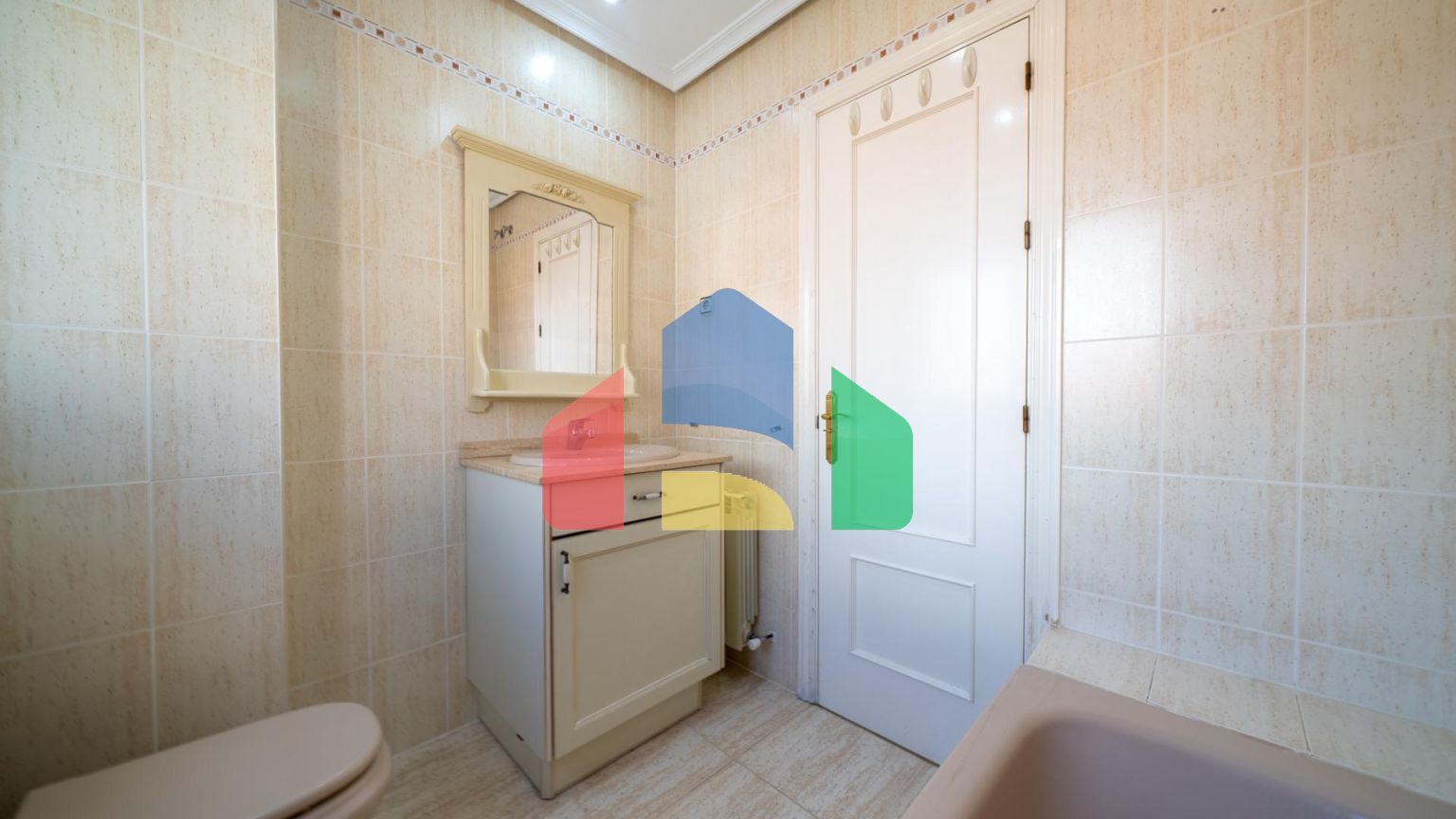 ВПЕЧАТЛЯЮЩИЙ ПЕНТХАУС В РАЙОНЕ PUERTA DEL ÁNGEL, МАДРИД