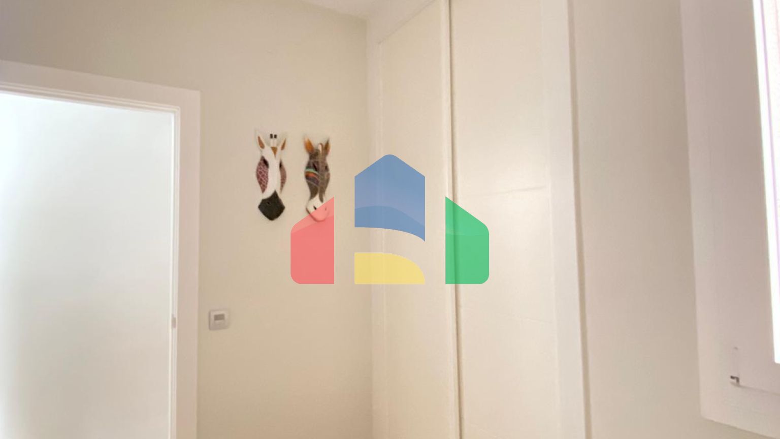 СВЕТЛАЯ КВАРТИРА В САМОМ ЦЕНТРЕ CHAMBERÍ