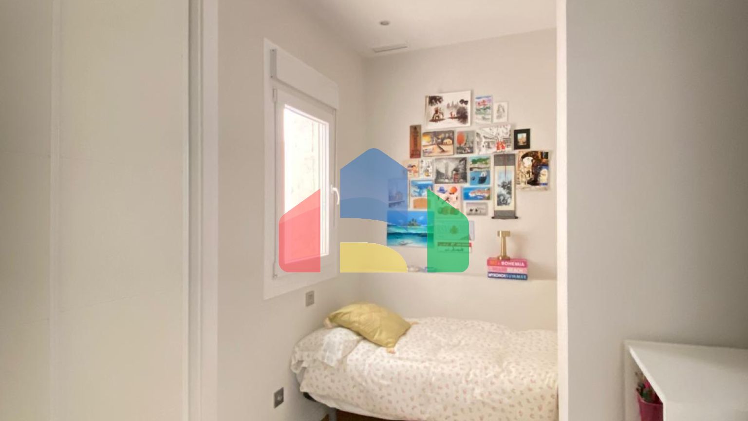 СВЕТЛАЯ КВАРТИРА В САМОМ ЦЕНТРЕ CHAMBERÍ