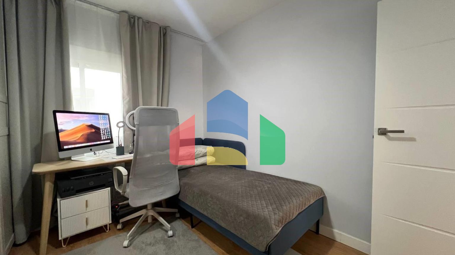 ПРОДАЖА КВАРТИРЫ НА СЕВЕРЕ МАДРИДА ВБЛИЗИ СТАНЦИИ МЕТРО И ТОРГОВОГО ЦЕНТРА ЛА ВАГУАДА