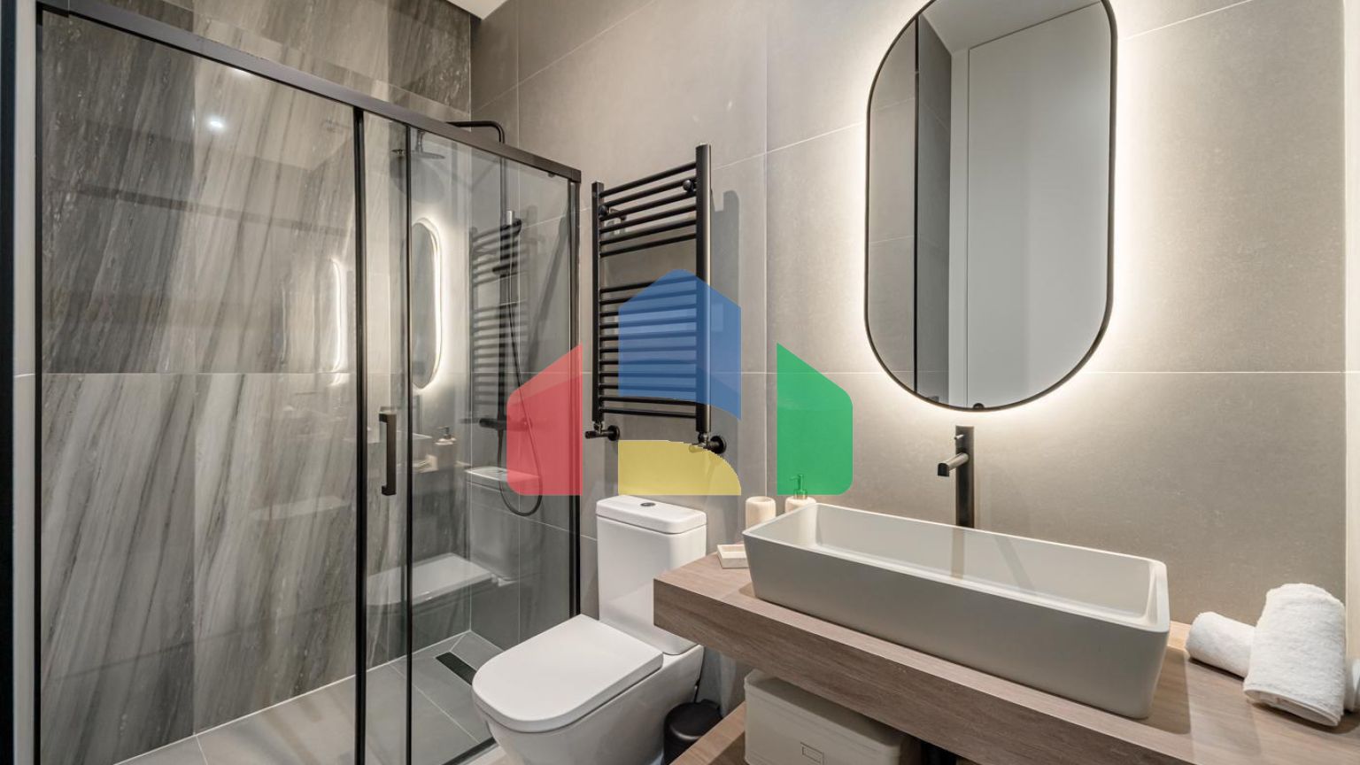 ПРОДАЕТСЯ ОТРЕМОНТИРОВАННАЯ КВАРТИРА В ЦЕНТРЕ МАДРИДА