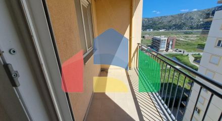 1+1 with balcony, Shengjin, 72.3 sq.m