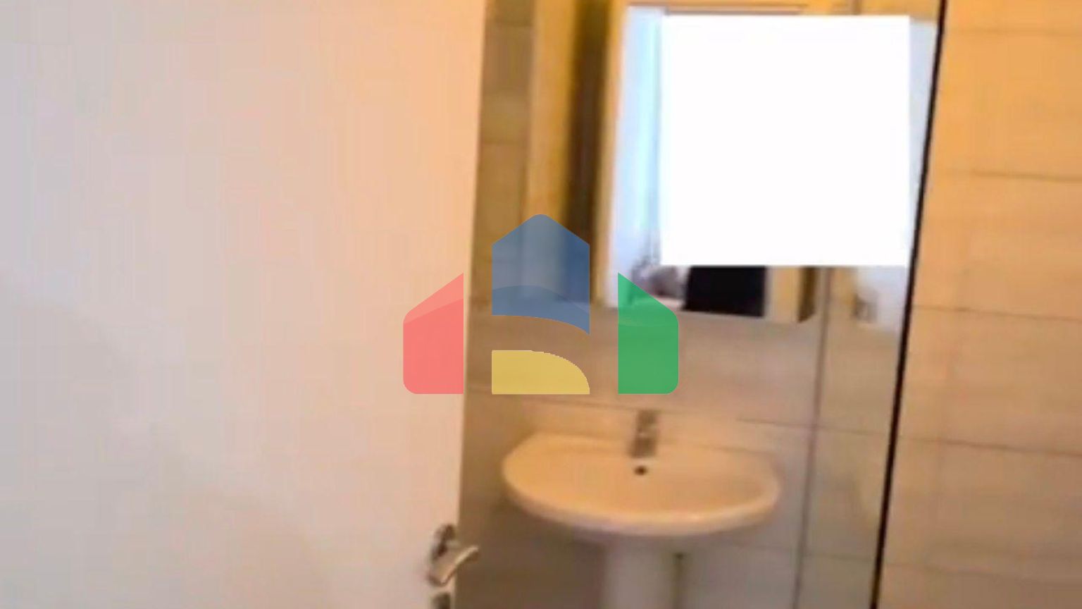 1+1  с балконом, Shengjin, 67 м.кв