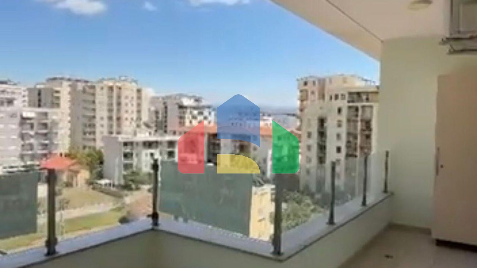 Студия с балконом, Shengjin, 44 м.кв