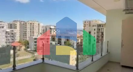 Студия с балконом, Shengjin, 44 м.кв