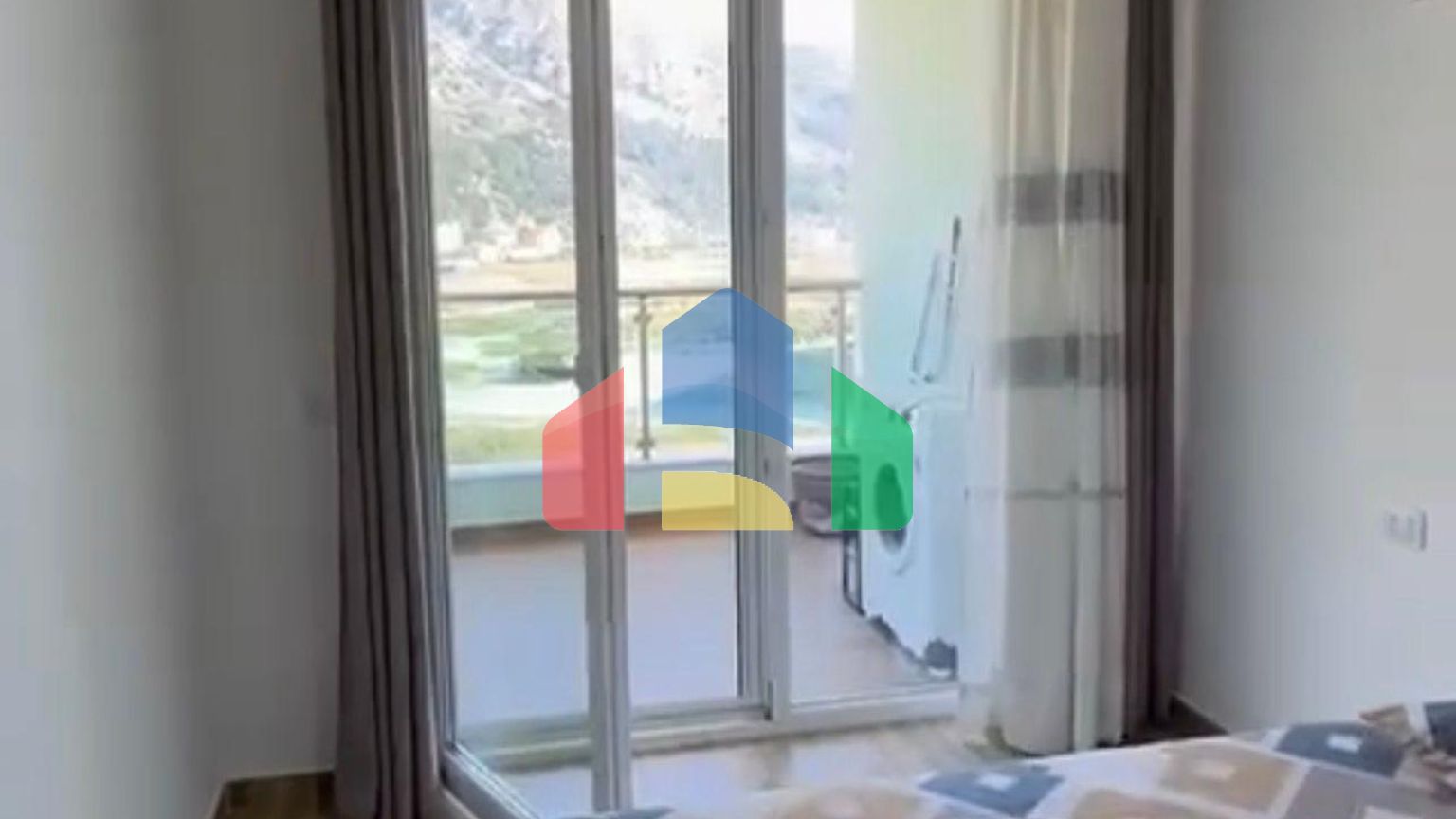 1+1  с балконом, Shengjin, 58 м.кв