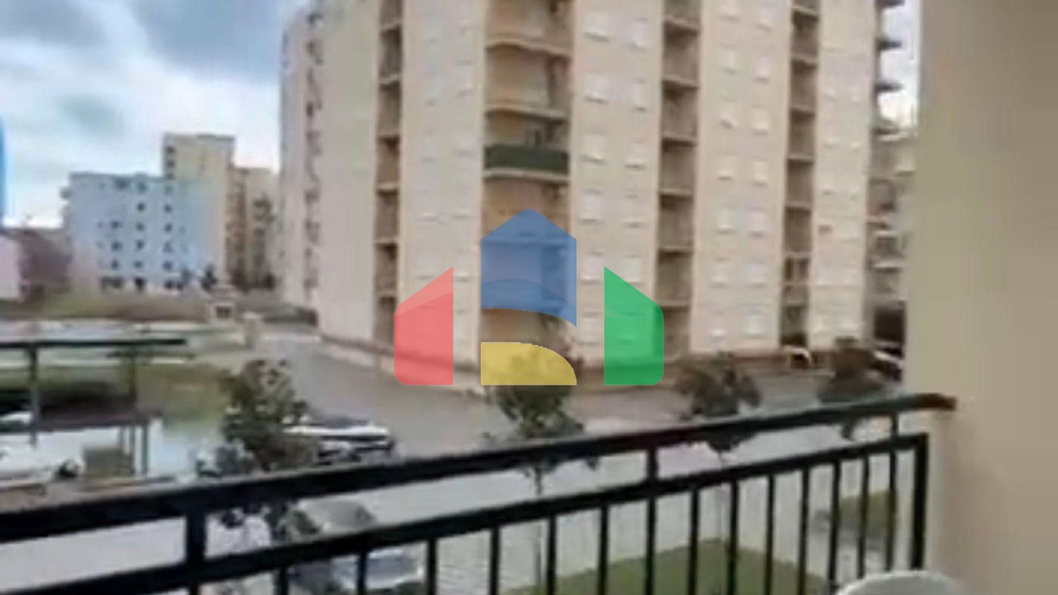 1+1  с балконом, Shengjin, 63 м.кв