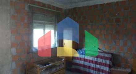 Дом с участком в Тиране, 89.3 м.кв и 141 м.кв.