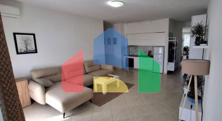 1+1 с двумя балконами, Влера, 84 м.кв