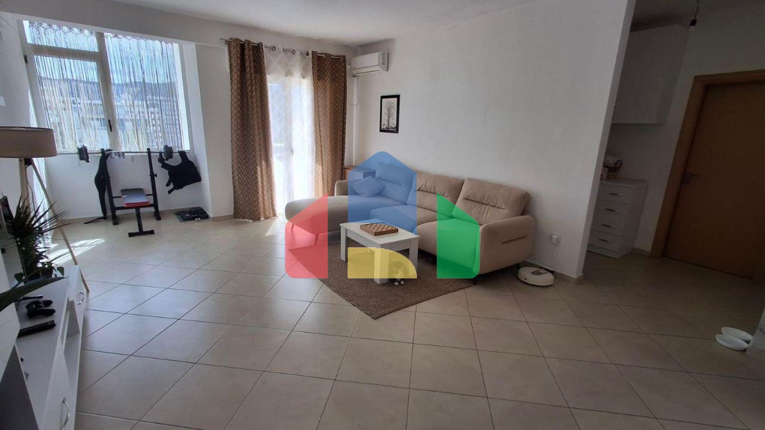 1+1 с двумя балконами, Влера, 84 м.кв