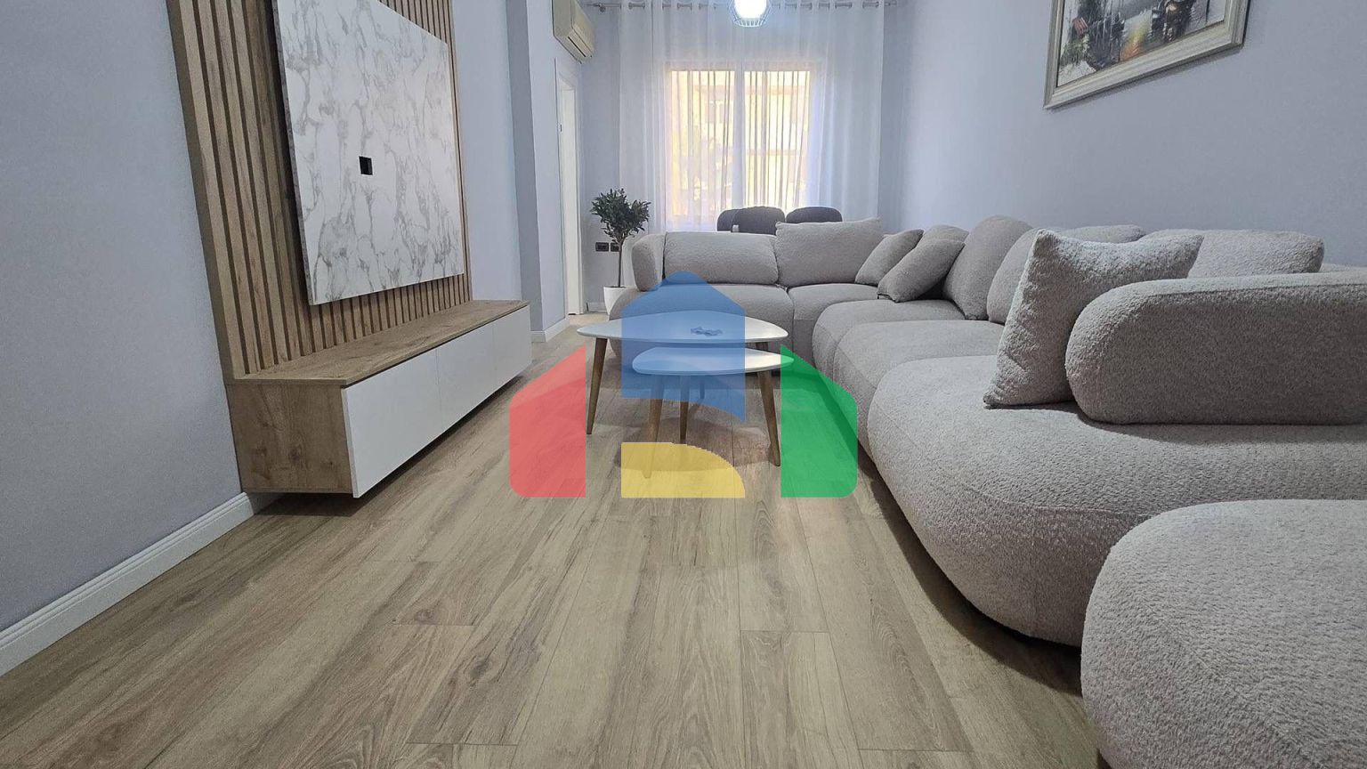 2+1 с балконом, р-н Пляж, 98 м.кв, 100 метров до моря