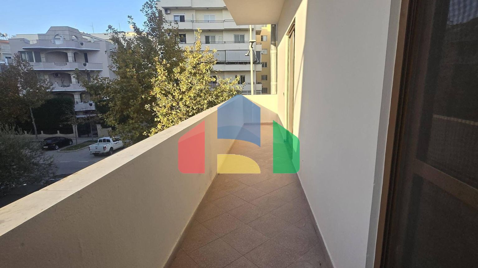 2+1 с балконом, р-н Пляж, 98 м.кв, 100 метров до моря