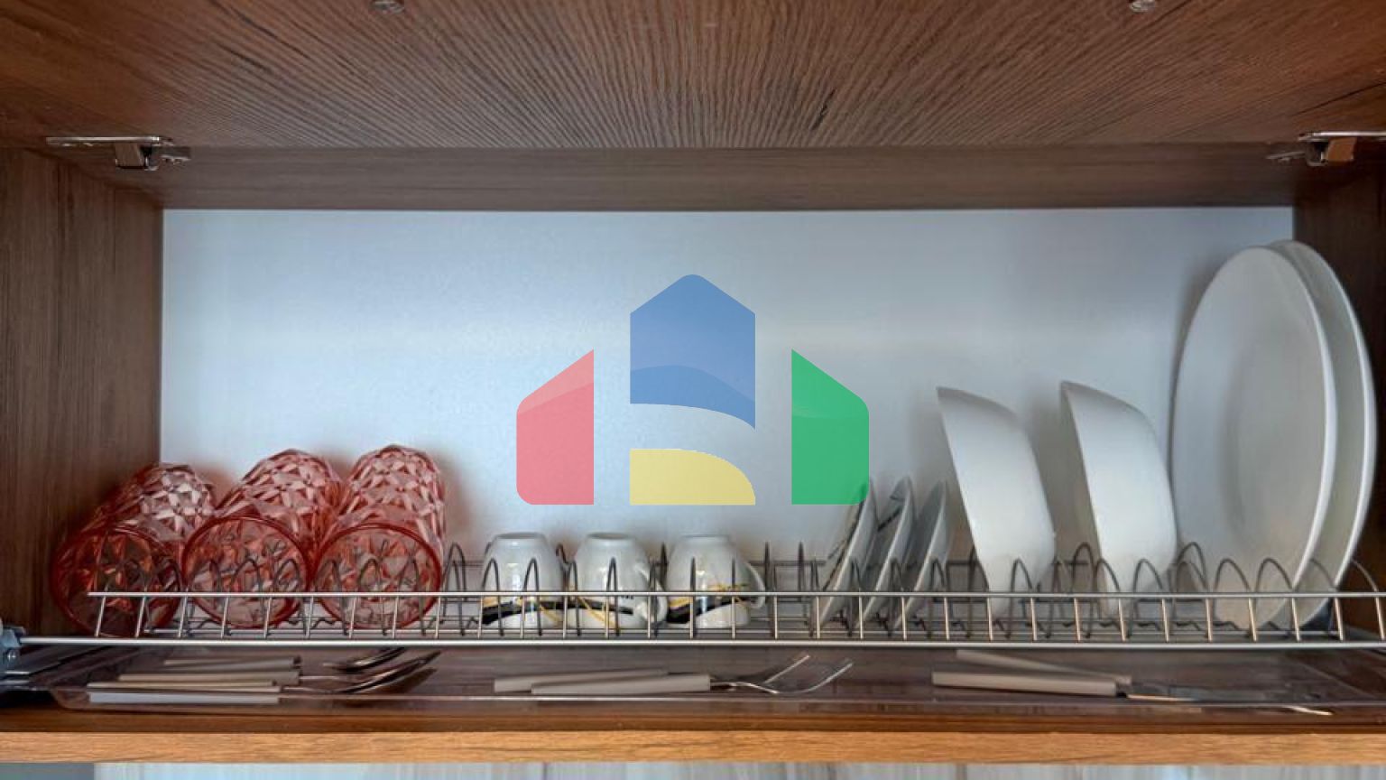 1+1 с балконом, р-н Пляж, 55 м.кв, 50 метров до моря