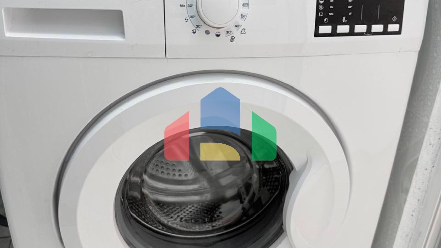 1+1 с балконом, р-н Пляж, 55 м.кв, 50 метров до моря