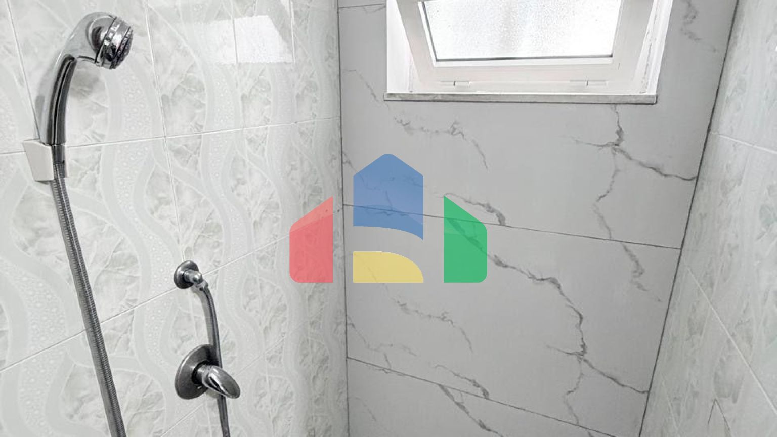 1+1 с балконом, р-н Пляж, 55 м.кв, 50 метров до моря