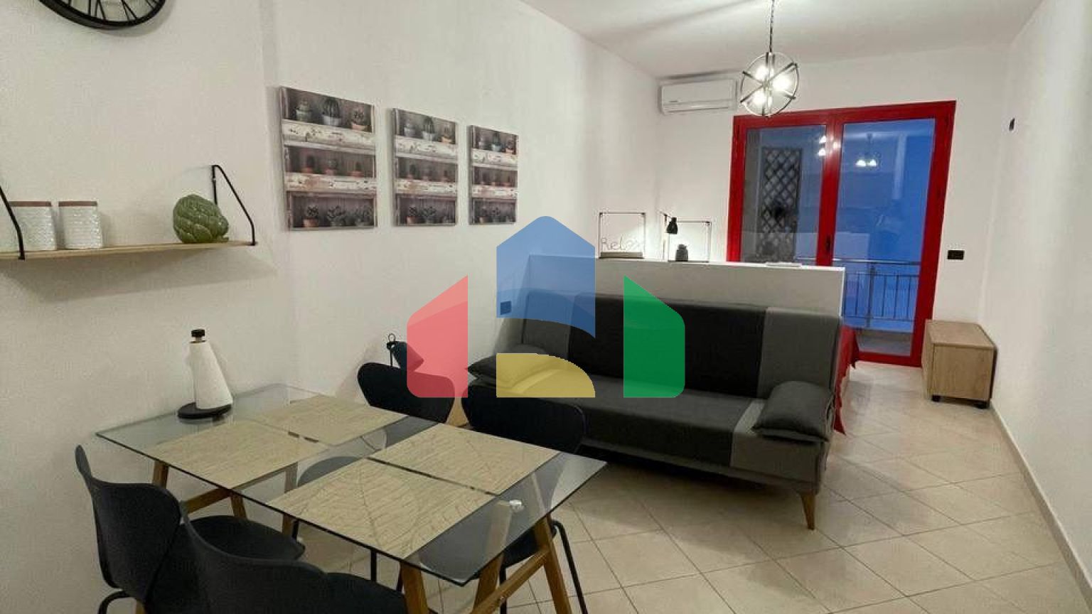 Студия с балконом, р-н Пляж, Бручи, 42.9 м.кв