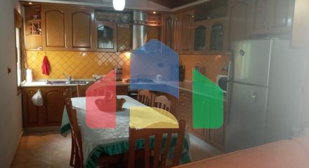 4+2 дом с гаражом во Влере, 280 м.кв + 370 м.кв участок 