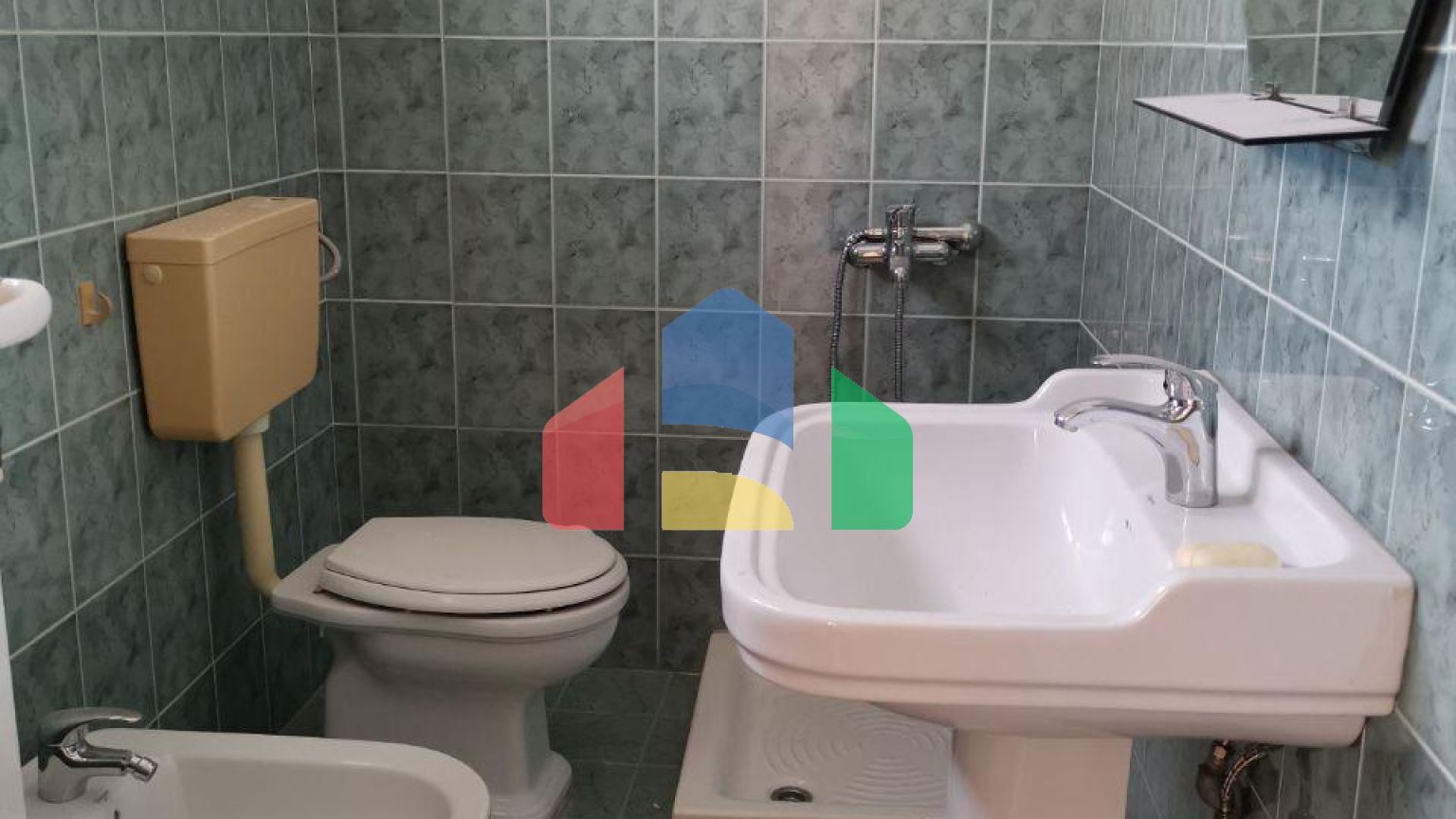 3+2, Влера, 106 м.кв