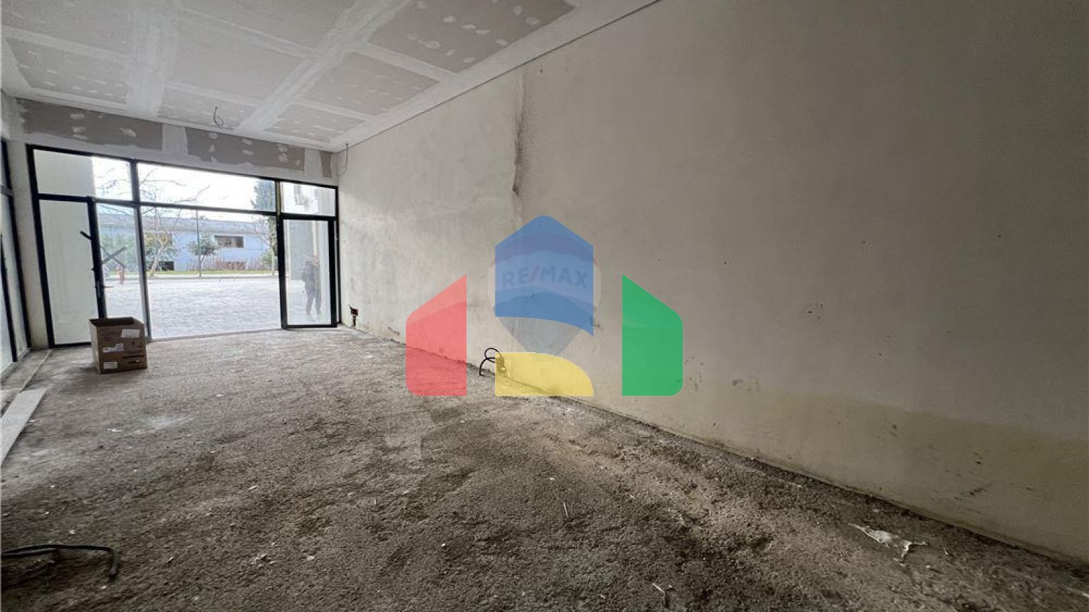 Commercial - Shop Single Tenant - Vlorë, Vlorë, Vlorë - AL