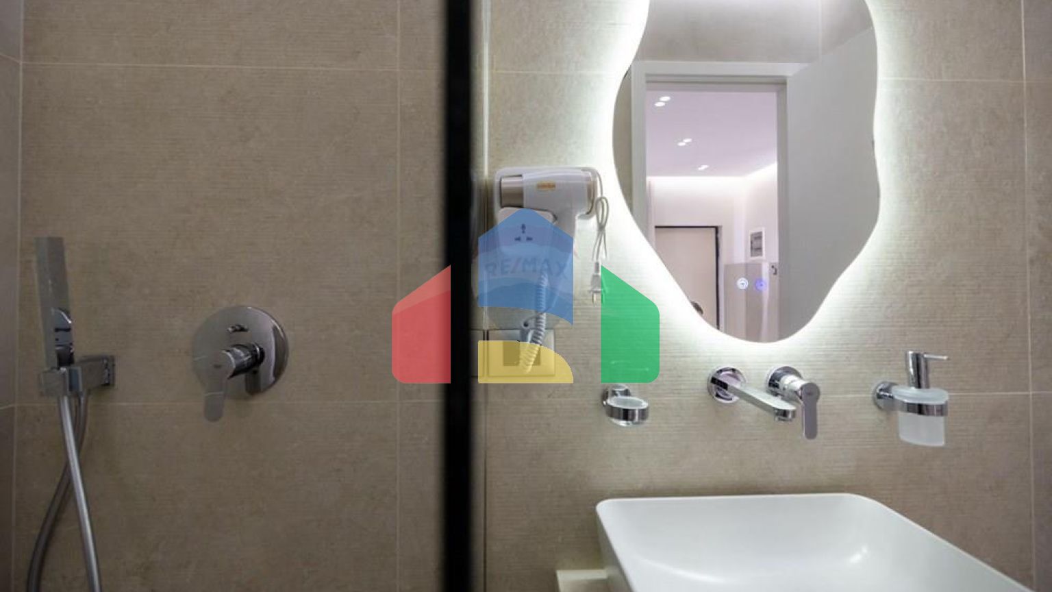 Residential - Condo/Apartment - Vlorë, Vlorë, Vlorë - AL