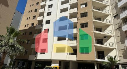 2 студии с балконом, город Влера на Лунгомаре, 97 м.кв