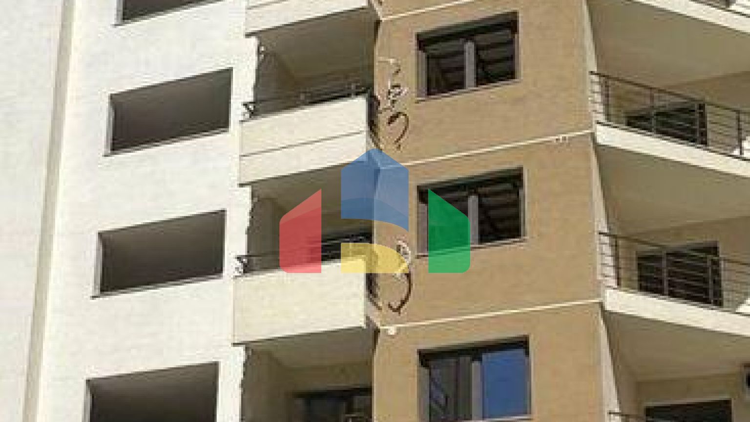 2 студии с балконом, город Влера на Лунгомаре, 97 м.кв