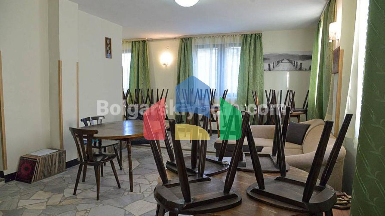 Отель в Ахелой