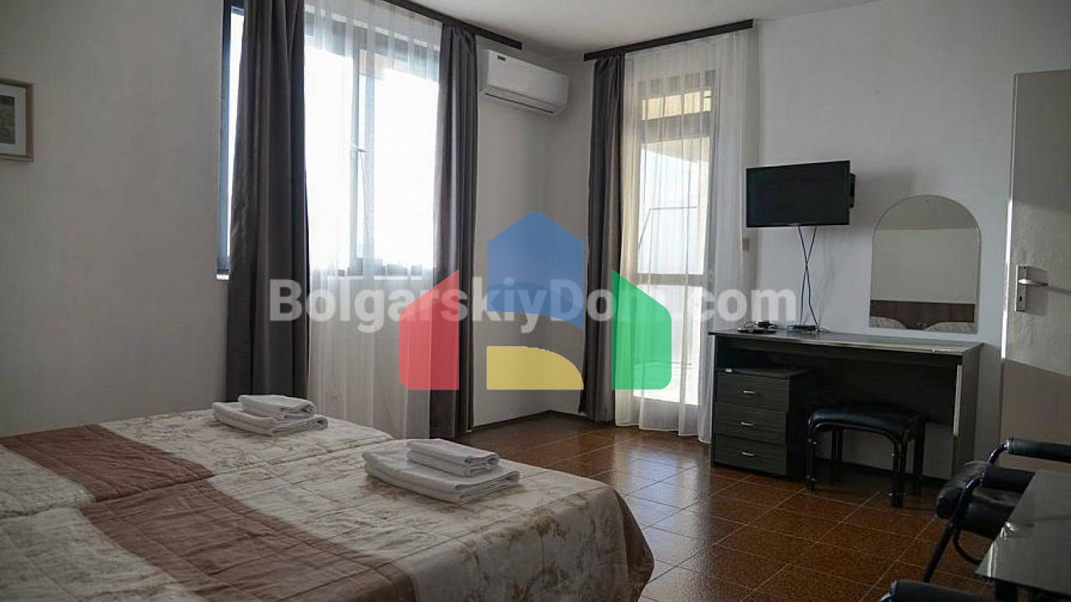 Отель в Ахелой