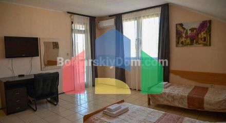 Отель в Ахелой