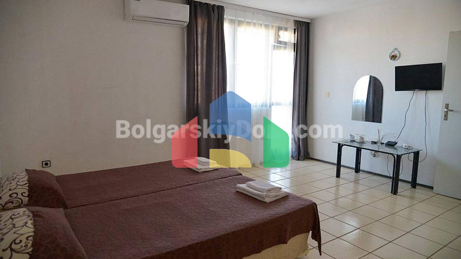 Отель в Ахелой