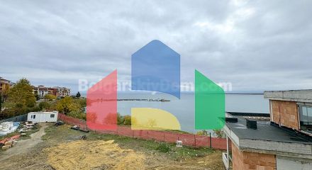 Будинки в Ахелой