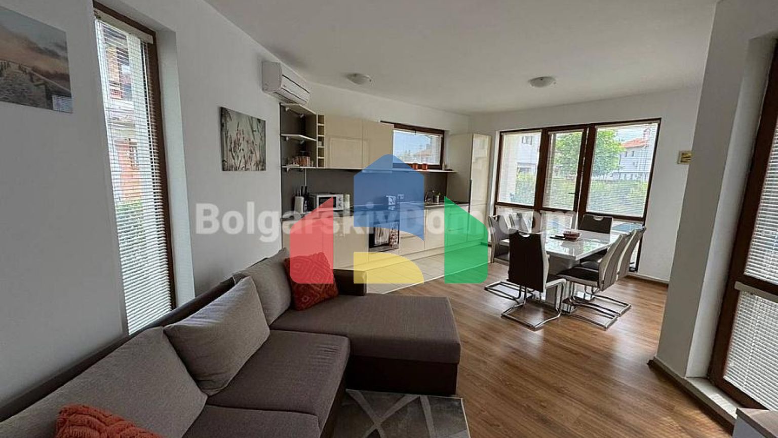 Будинок в Ахелой