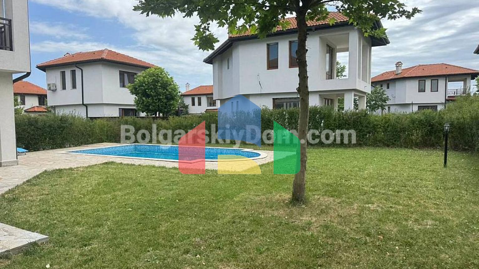 Будинок в Ахелой