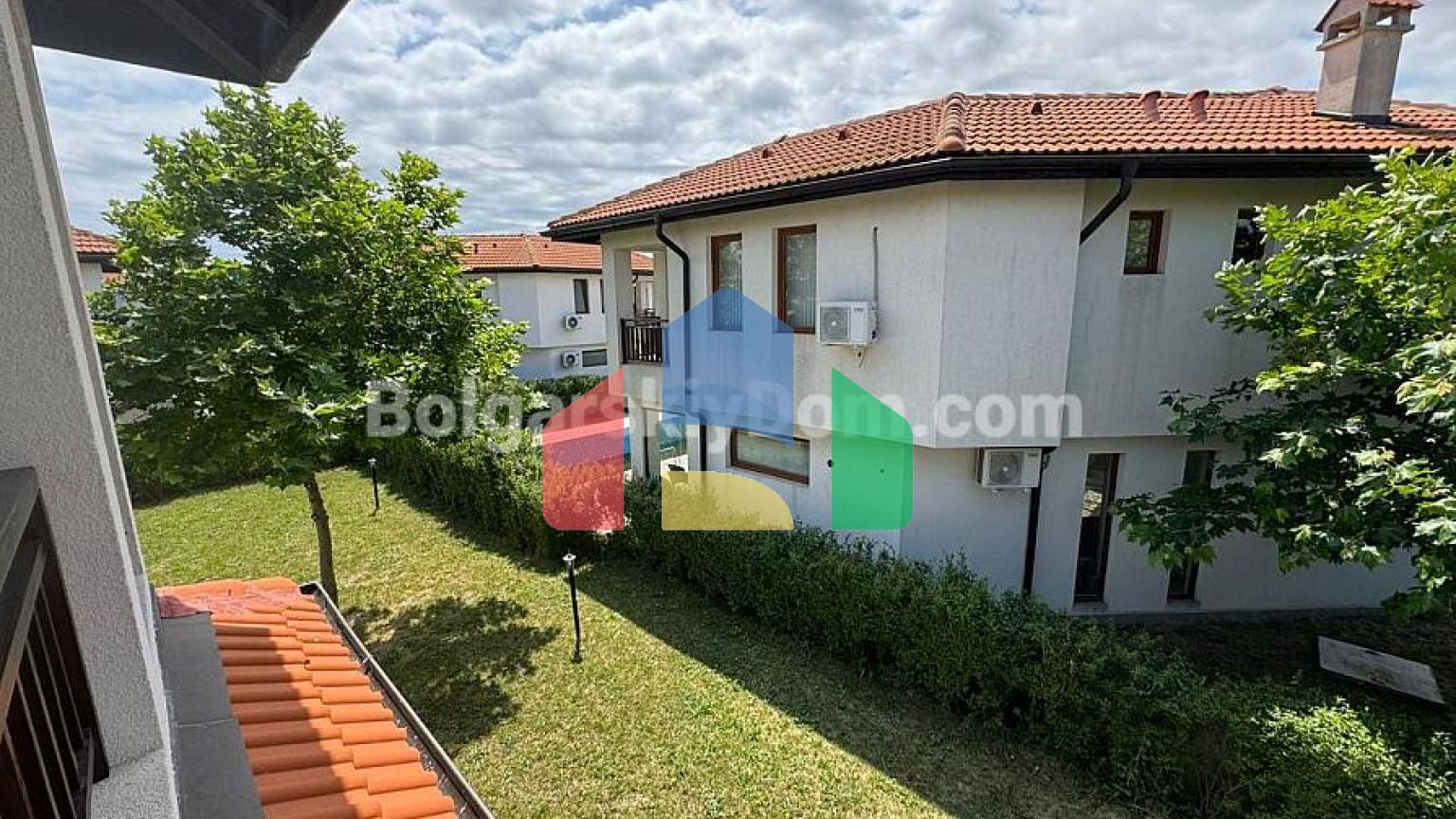 Будинок в Ахелой