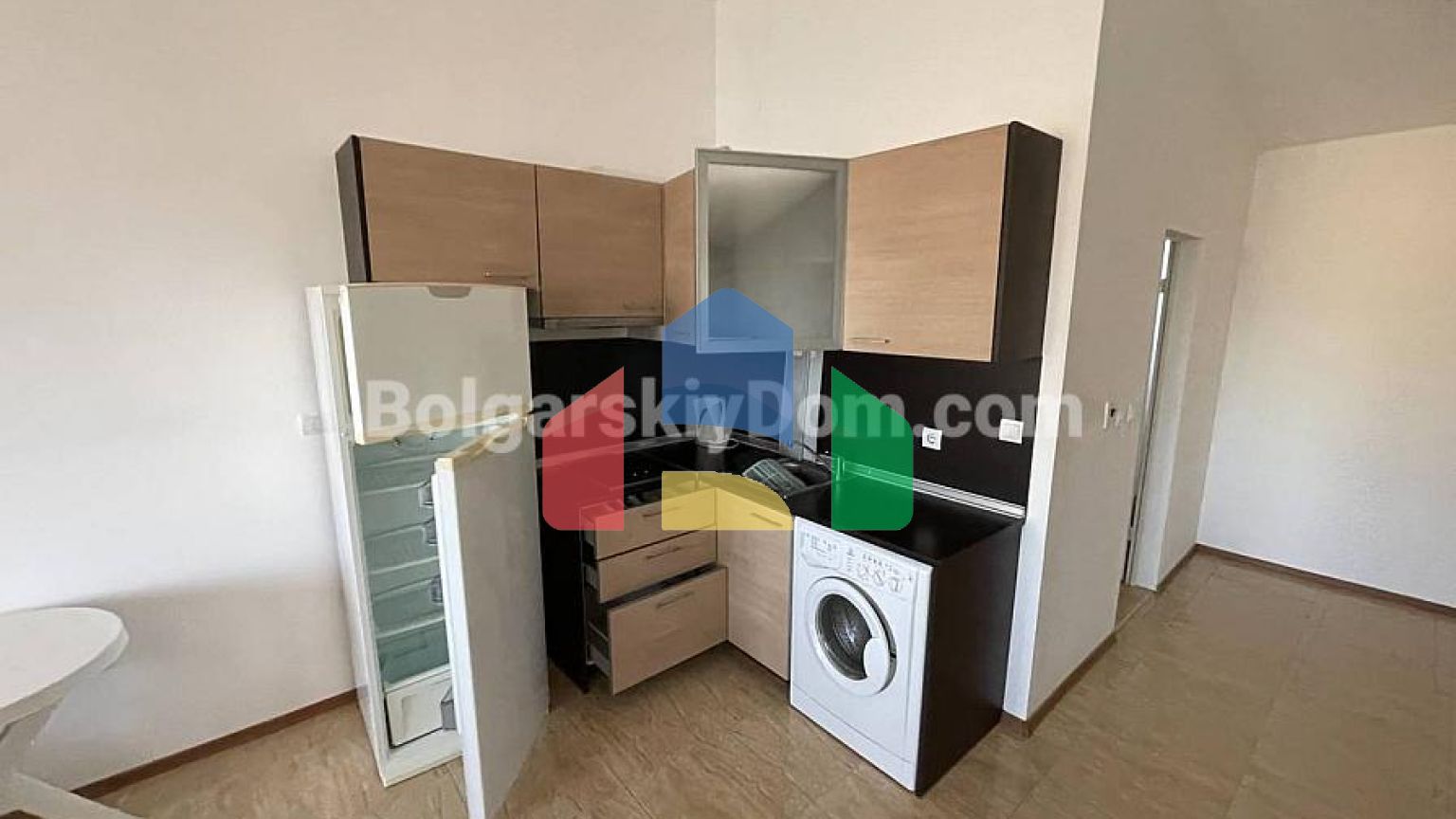 Двокімнатна квартира в Марина Кейп