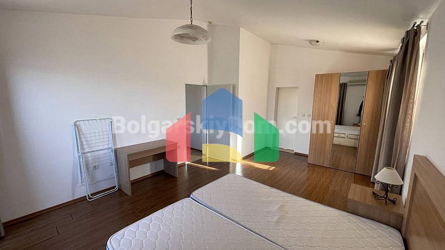 Двокімнатна квартира в Марина Кейп