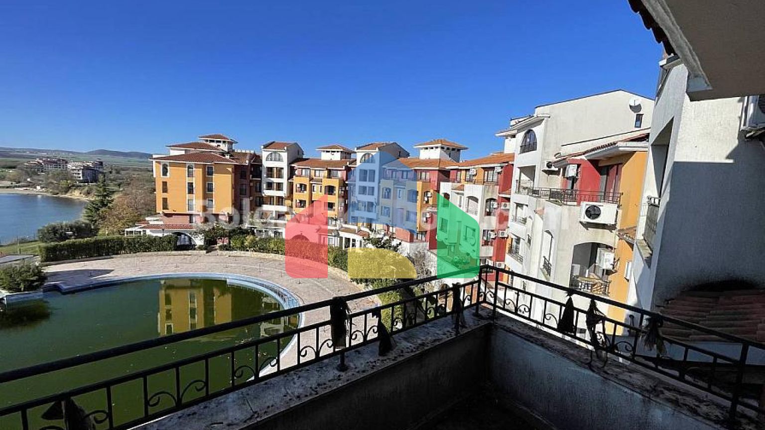 Двокімнатна квартира в Марина Кейп